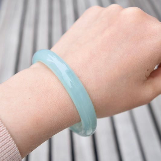 58.8 mm Blue Agate Bangle Bracelet