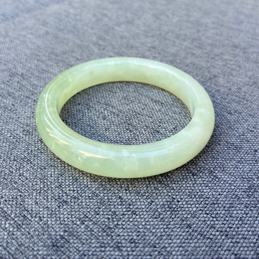 55.4 mm Serpentine Jade Bangle - Green