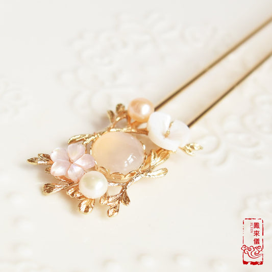 Chinese Garland Hairpin - White& Rose - Flower Hair Stick