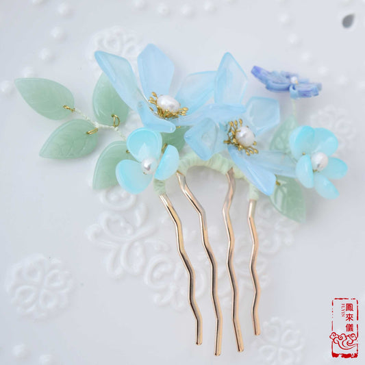 Blue Glassware Flower Hairpin with Purple Resin Butterfly