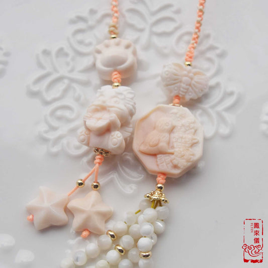 Queen Conch Shell Tassel: Lion, Bird, & Star Car Charm
