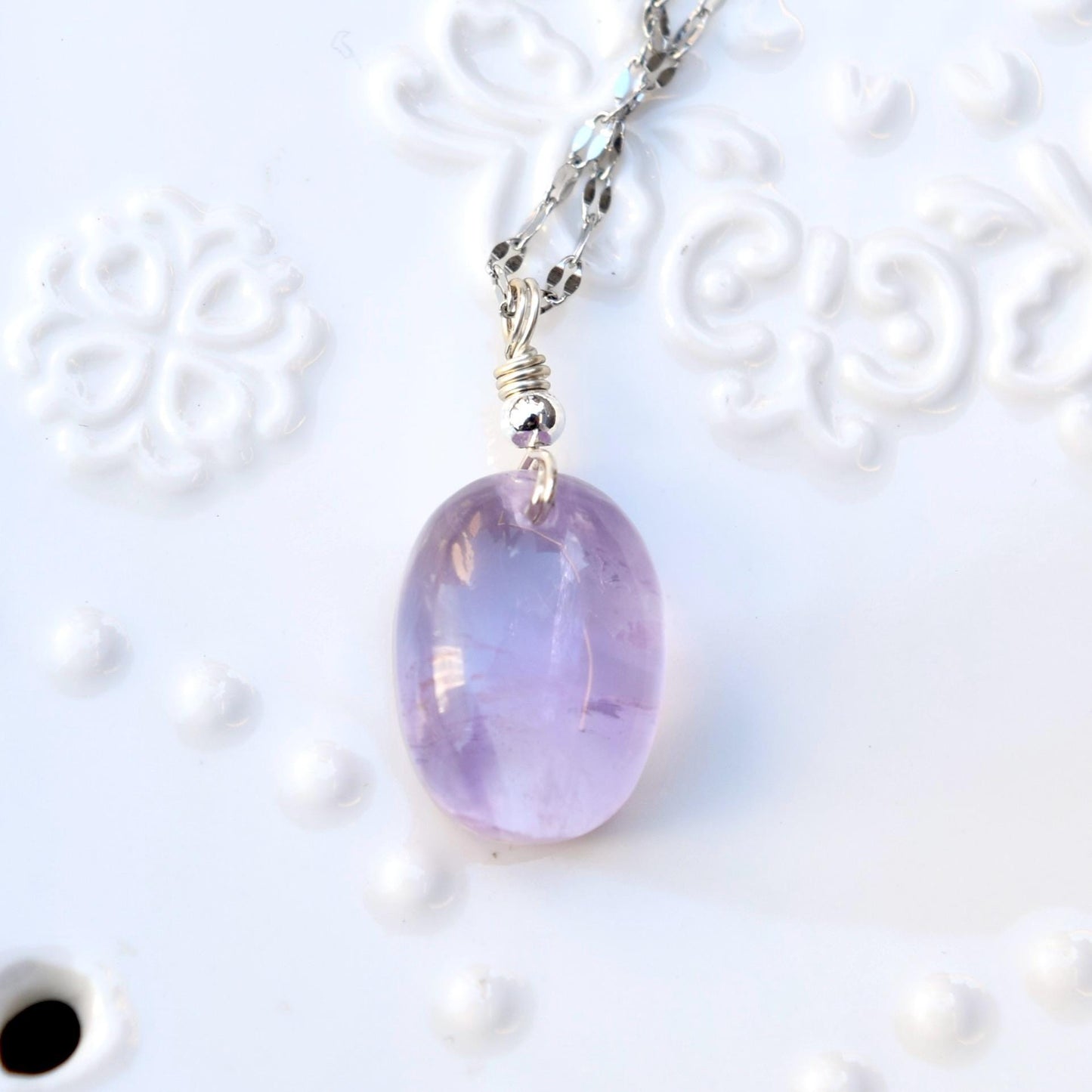 Amethyst Oval Cabochon Pendant Necklace - Silver Tone
