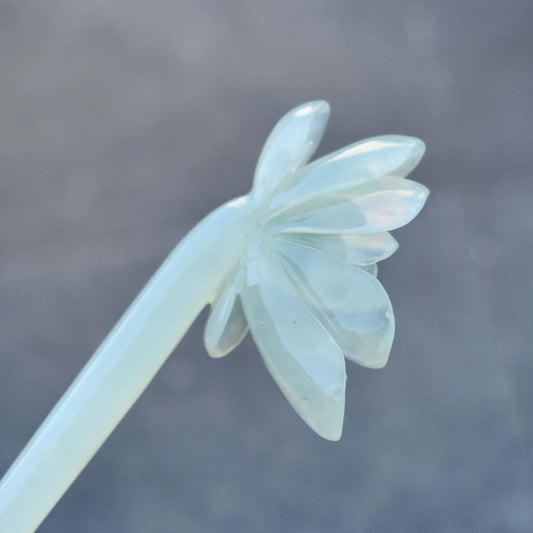 Green Carved Magnolia Flower Hairpin - Serpentine Jade Hair Stick