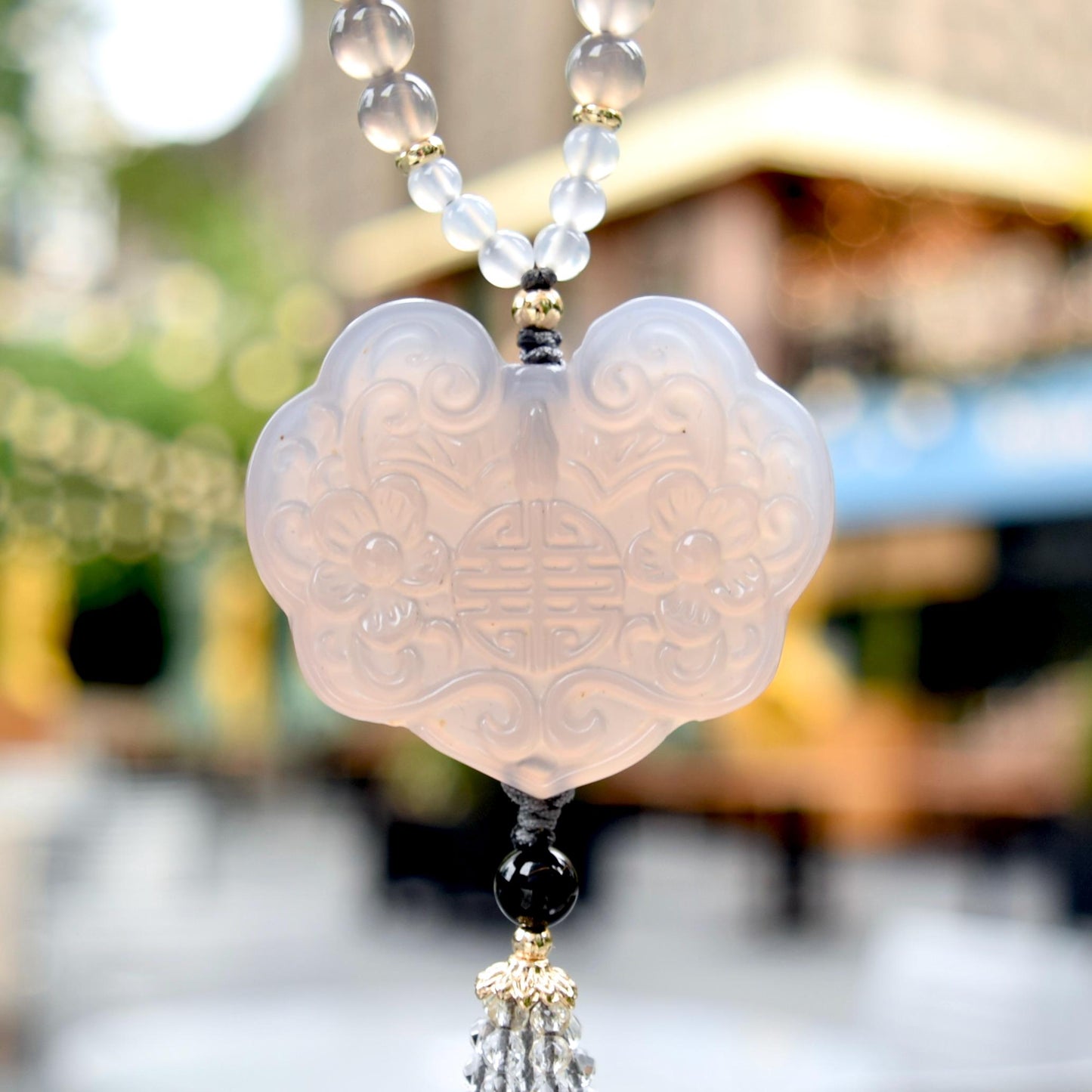 Gray Agate Flora Lock Pendant Beaded Necklace