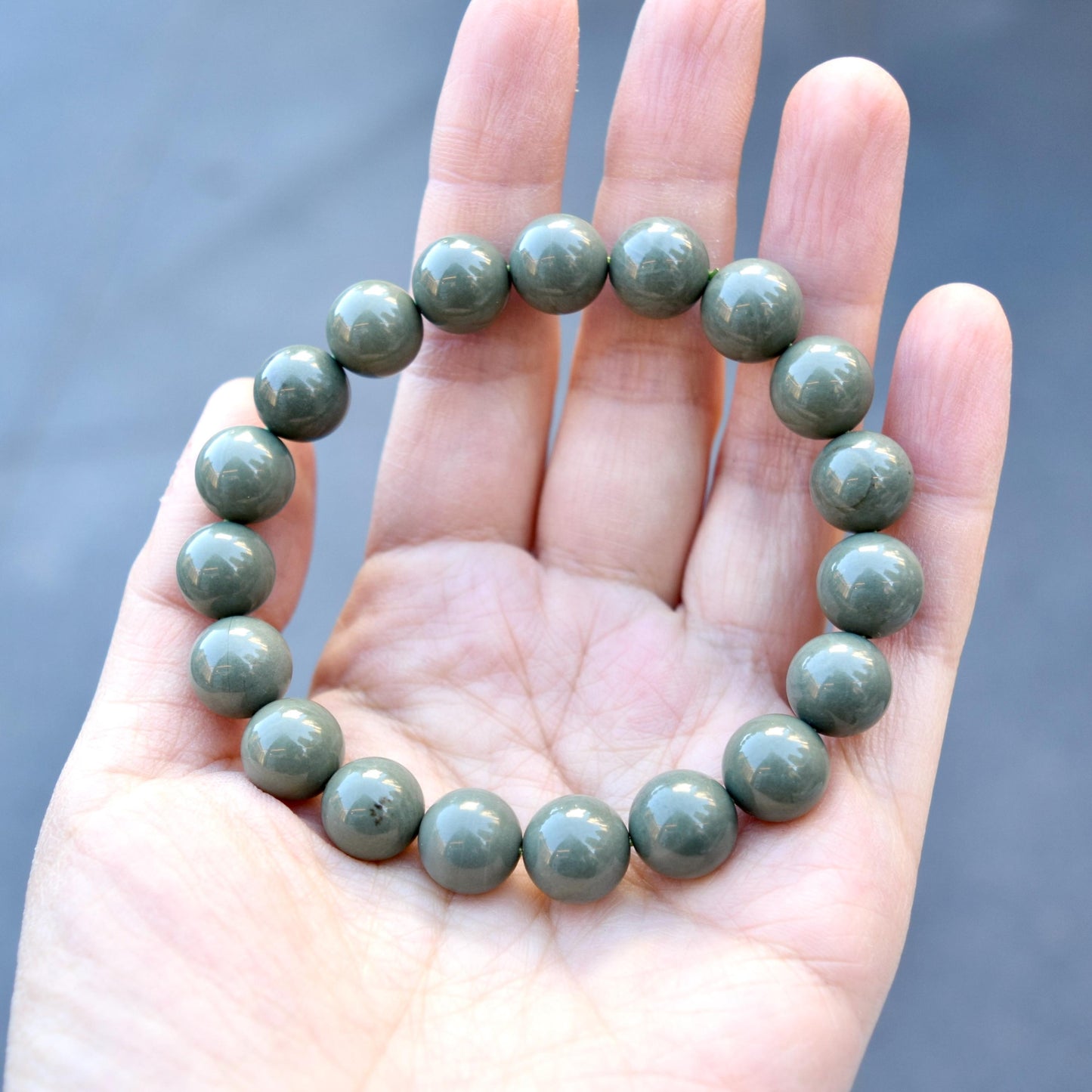 10.4 mm Green Beaded Bracelet - Natural Agate Bracelet