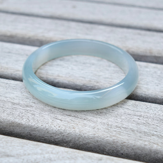 56.7 mm Agate Bangle - Green