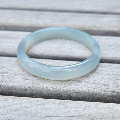 56.7 mm Agate Bangle - Green