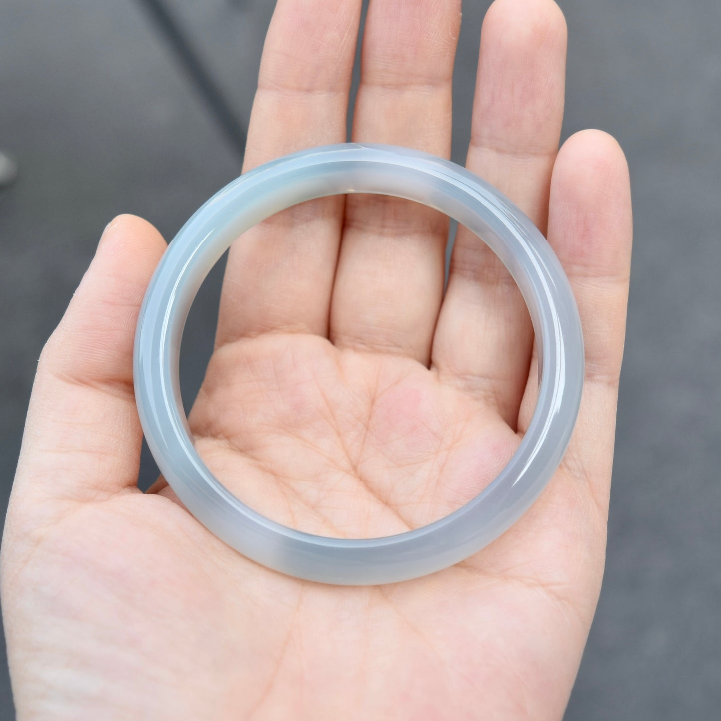 56.7 mm Agate Bangle - Green