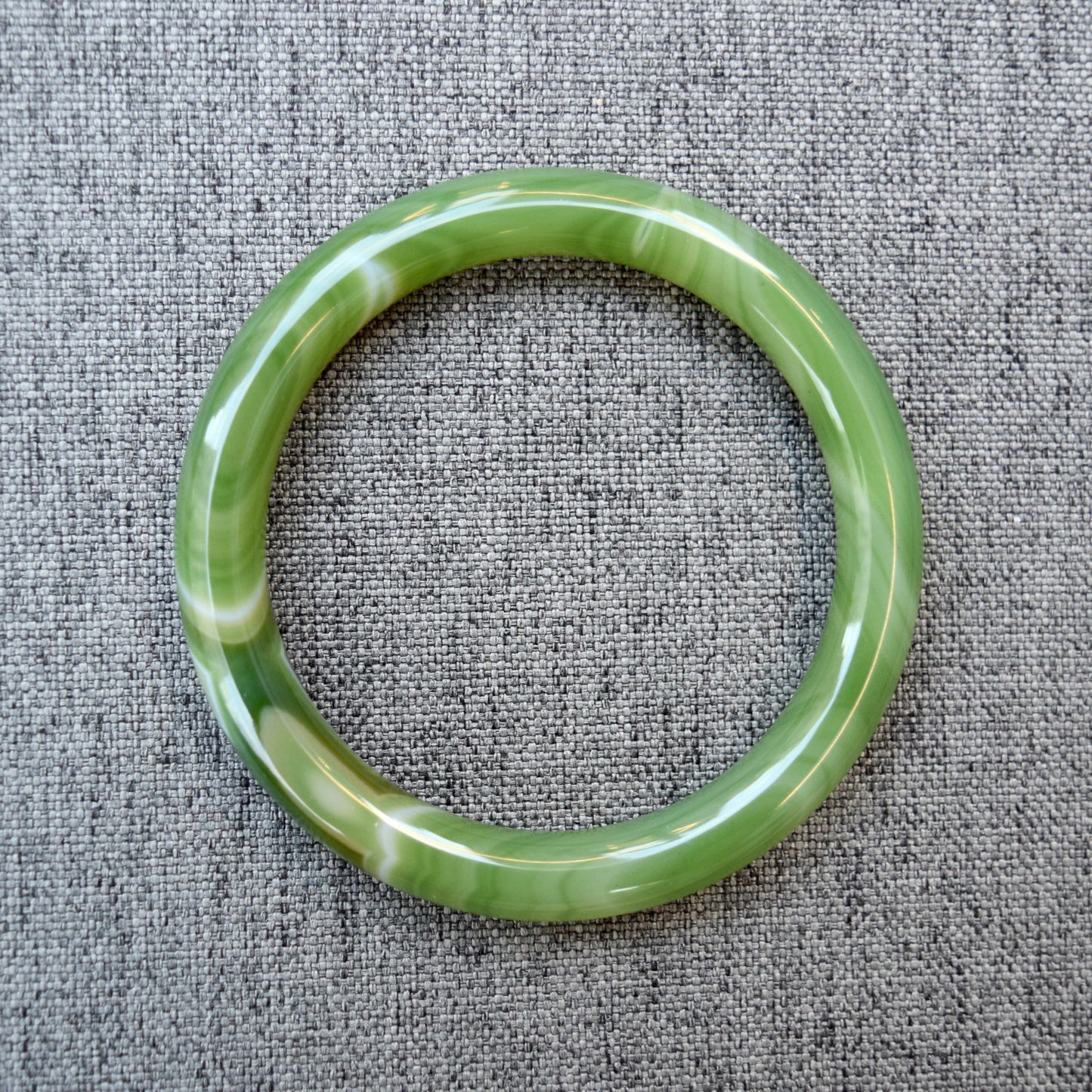 63.4 mm Agate Green Bangle