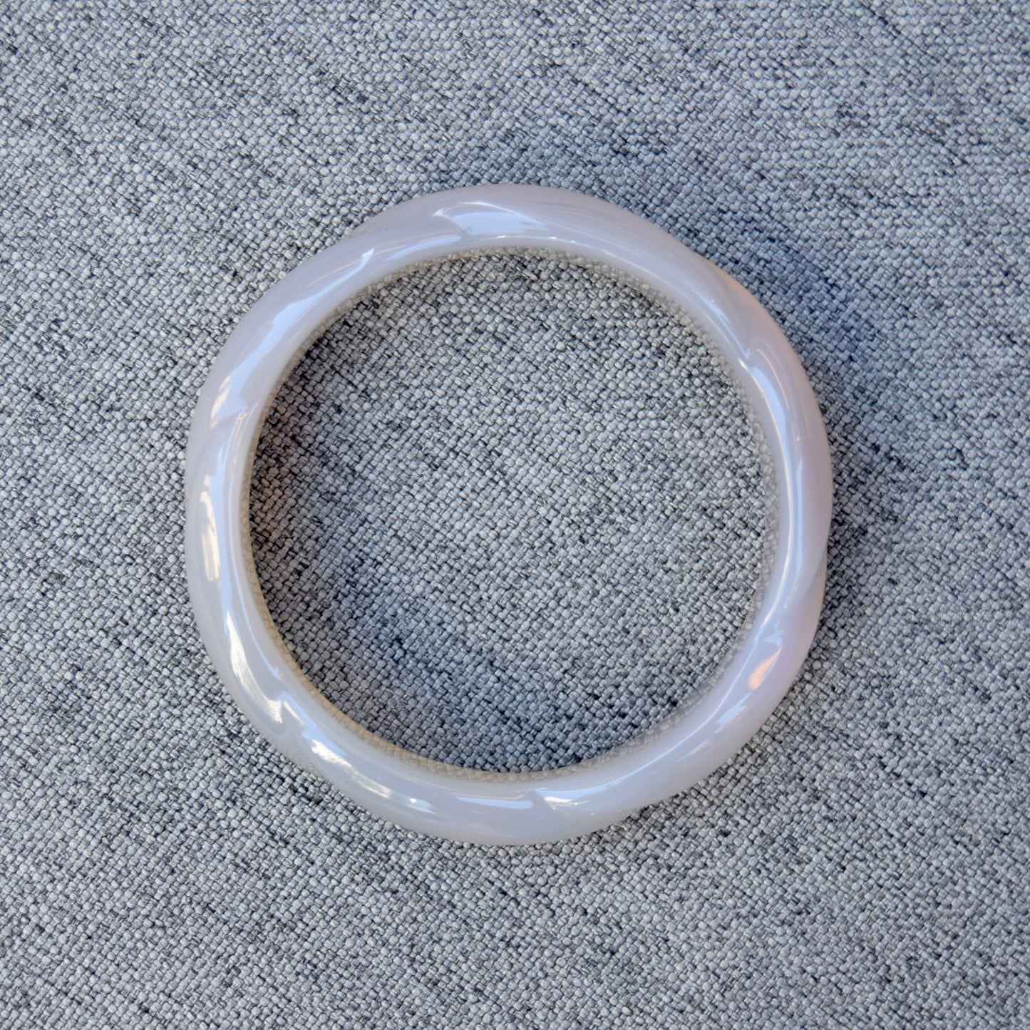 58.1 mm Gray Agate Bangle