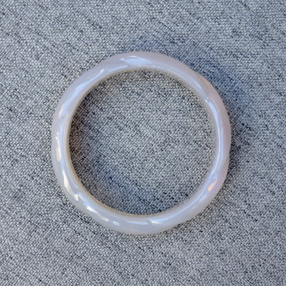 58.1 mm Gray Agate Bangle