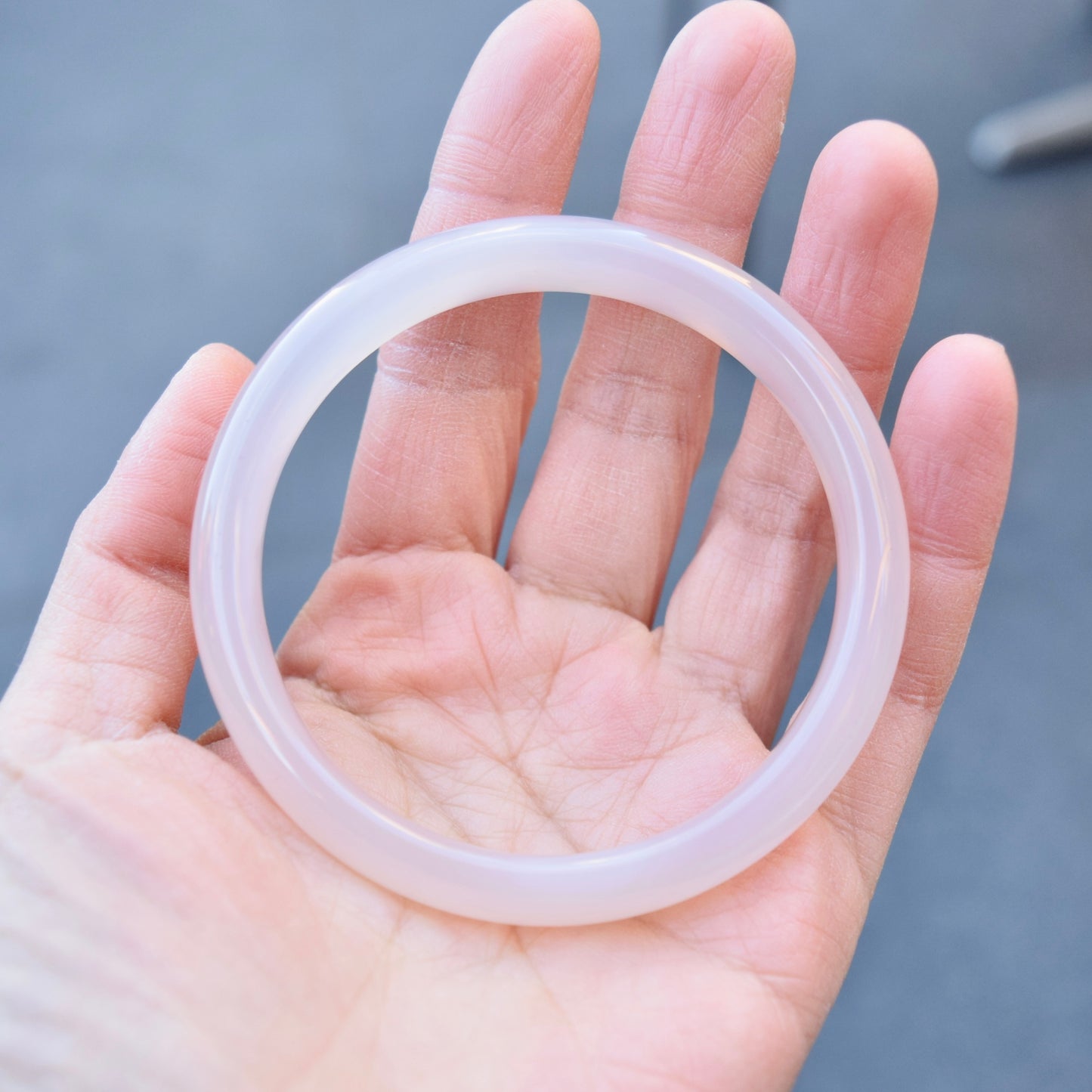 60.6 mm Agate Bangle Bracelet - White