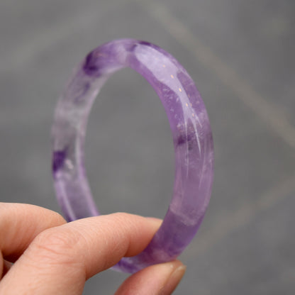 59.8 mm Lavender Amethyst Bangle - Light Purple Quartz