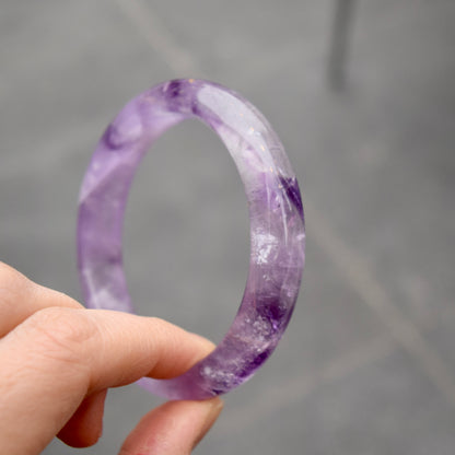 59.8 mm Lavender Amethyst Bangle - Light Purple Quartz