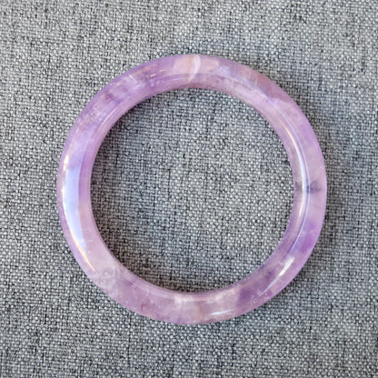 58.6 mm Lavender Amethyst Bangle - Light Purple Quartz