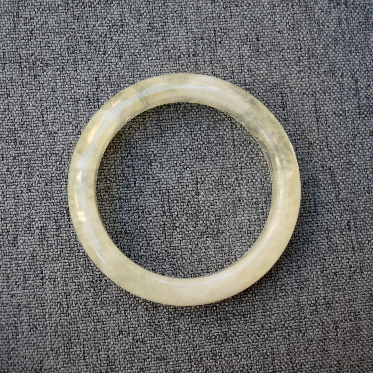 57.2 mm Citrine Lemon Quartz Bangle