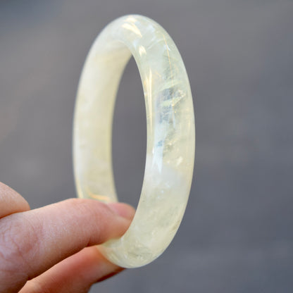 57.2 mm Citrine Lemon Quartz Bangle