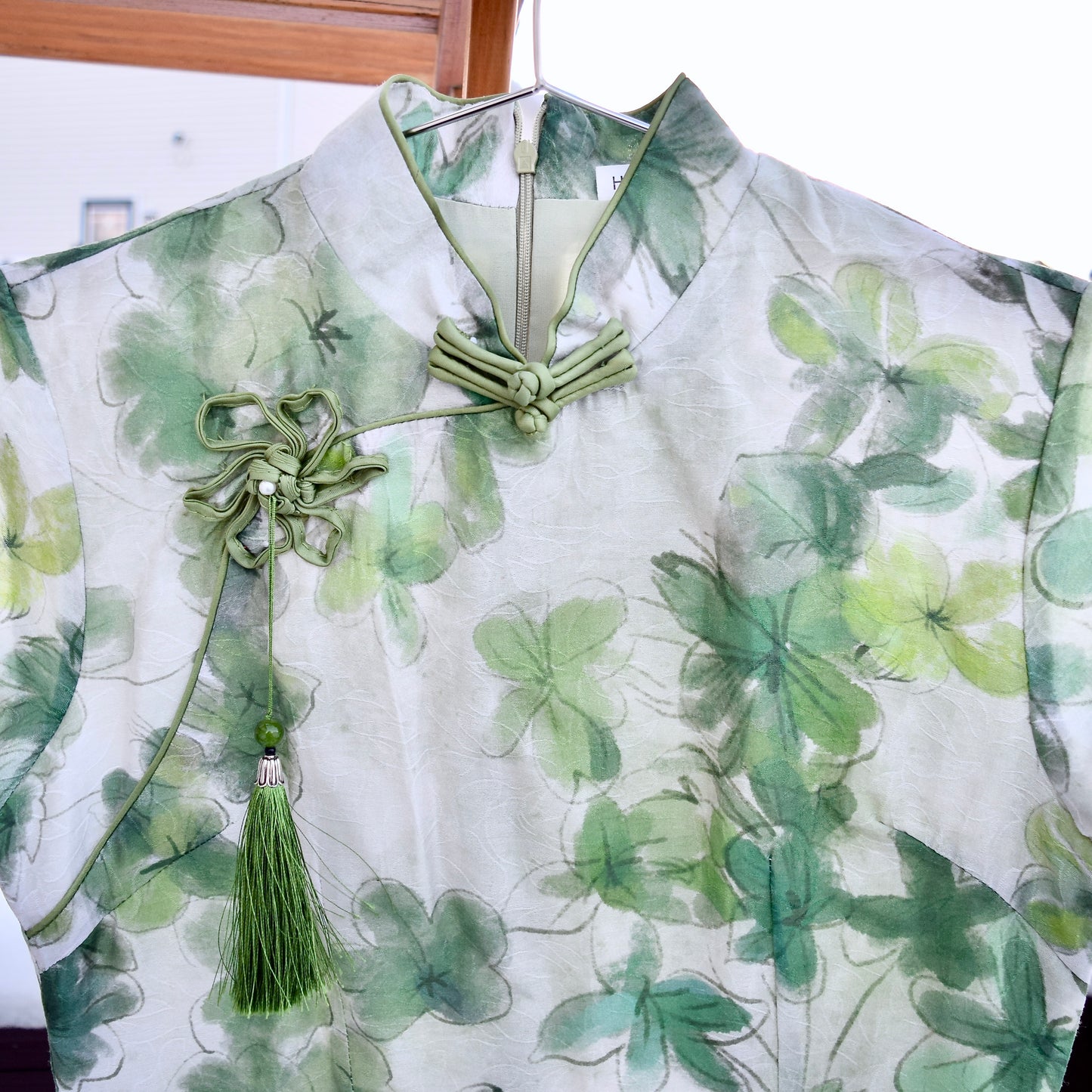 White Green Flora Tassel Qipao - Chinese Traditional Cheongsam