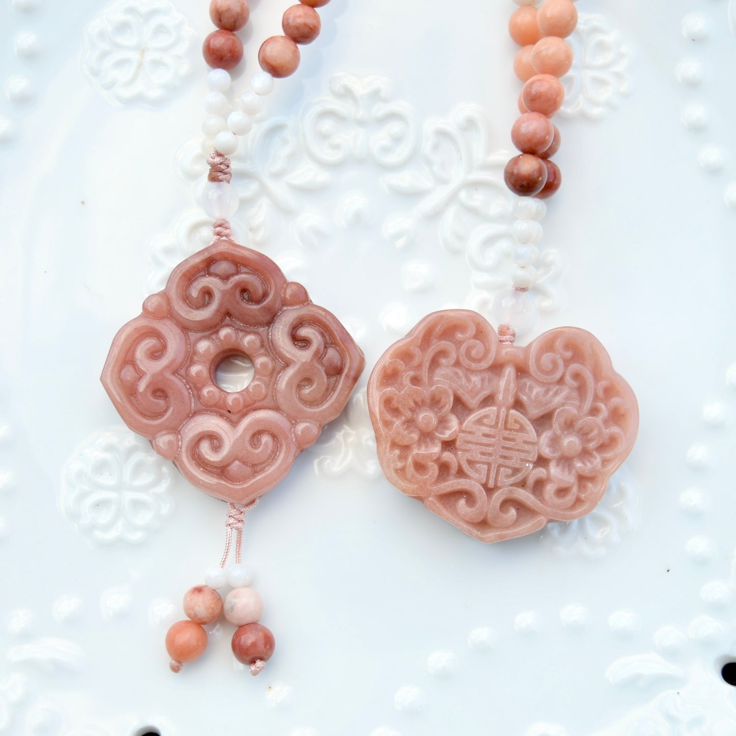 Ruyi Pendant Pendant Necklace - Pink jade