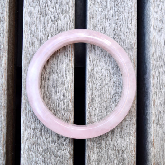 57.9 mm Rose Quartz Bangle
