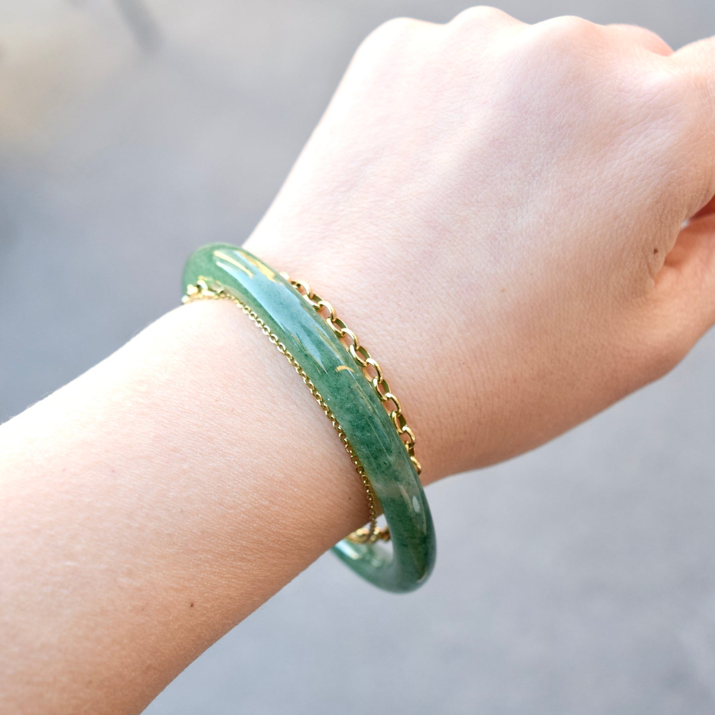 61.2 mm Strawberry Quartz Bangle Bracelet - Green