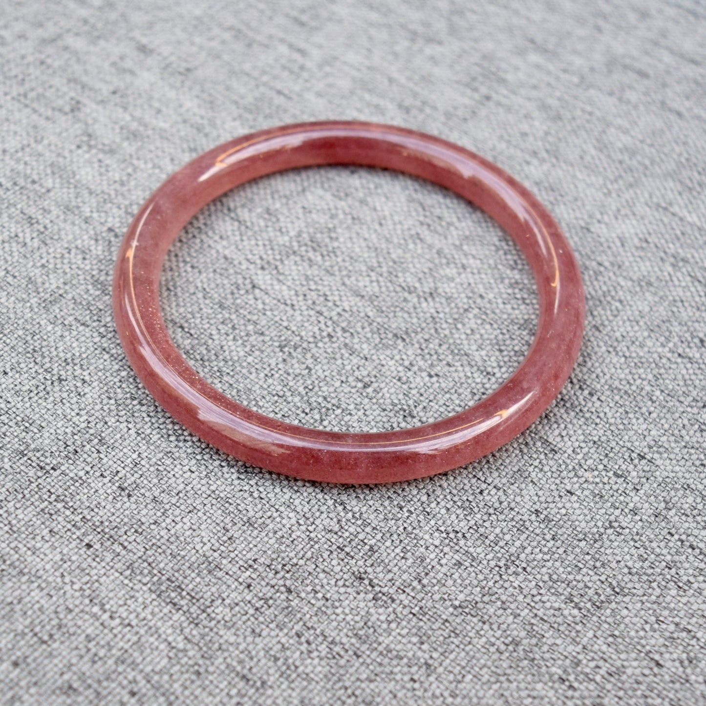 64.5 mm Strawberry Quartz Bangle Bracelet - Red