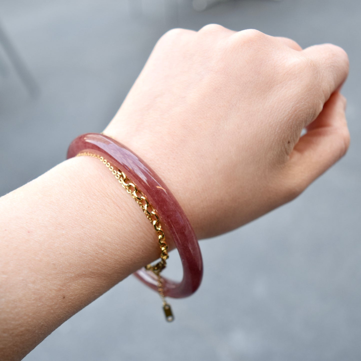 64.5 mm Strawberry Quartz Bangle Bracelet - Red