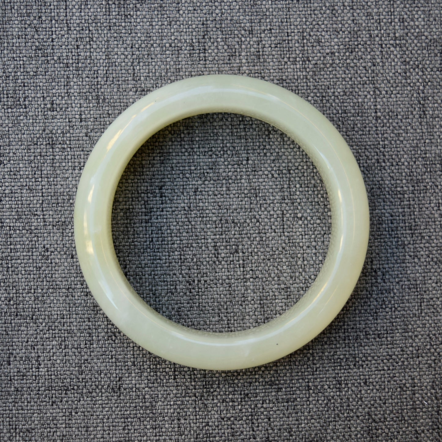 55.1 mm Serpentine Jade Bangle - Green