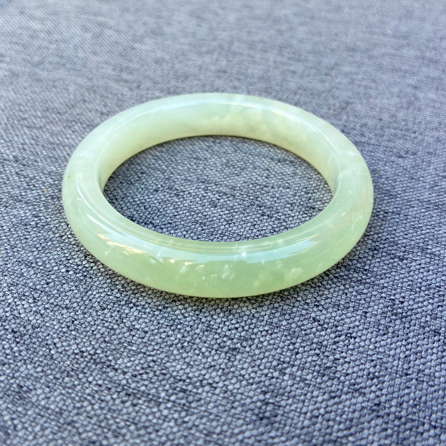 55.4 mm Serpentine Jade Bangle - Green