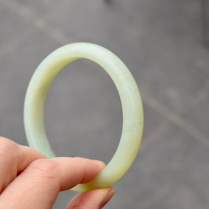 62.8 mm Serpentine Jade Bangle - Green