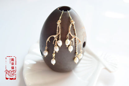 Gold Antlers Tassel Earrings - Pearl Holiday Earrings