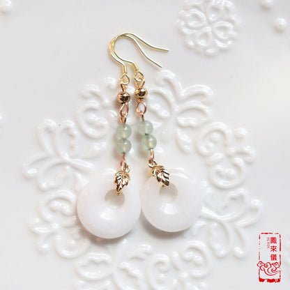 Quartz Jade Peace Buckle Earrings - White