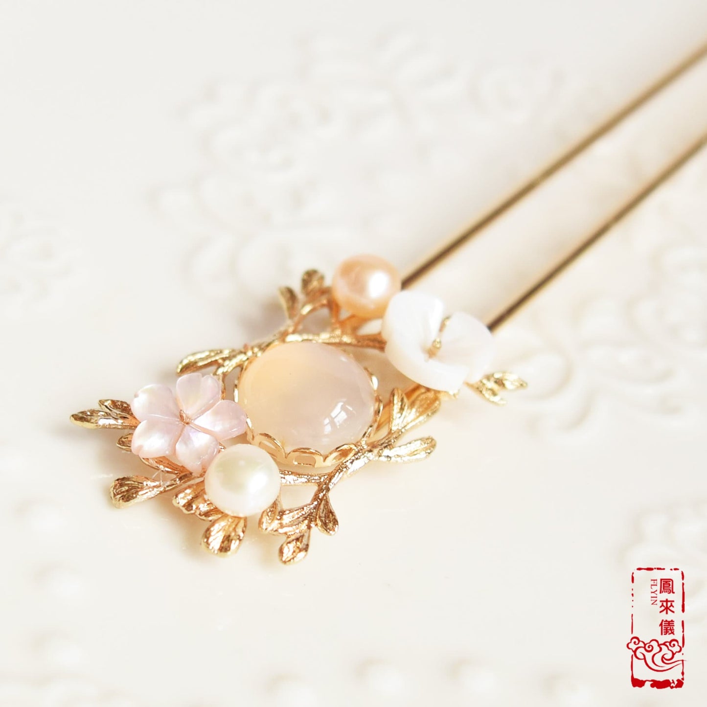 Chinese Garland Hairpin - White& Rose - Flower Hair Stick