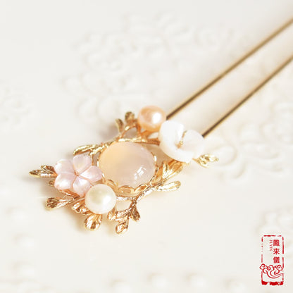 Chinese Garland Hairpin - White& Rose - Flower Hair Stick