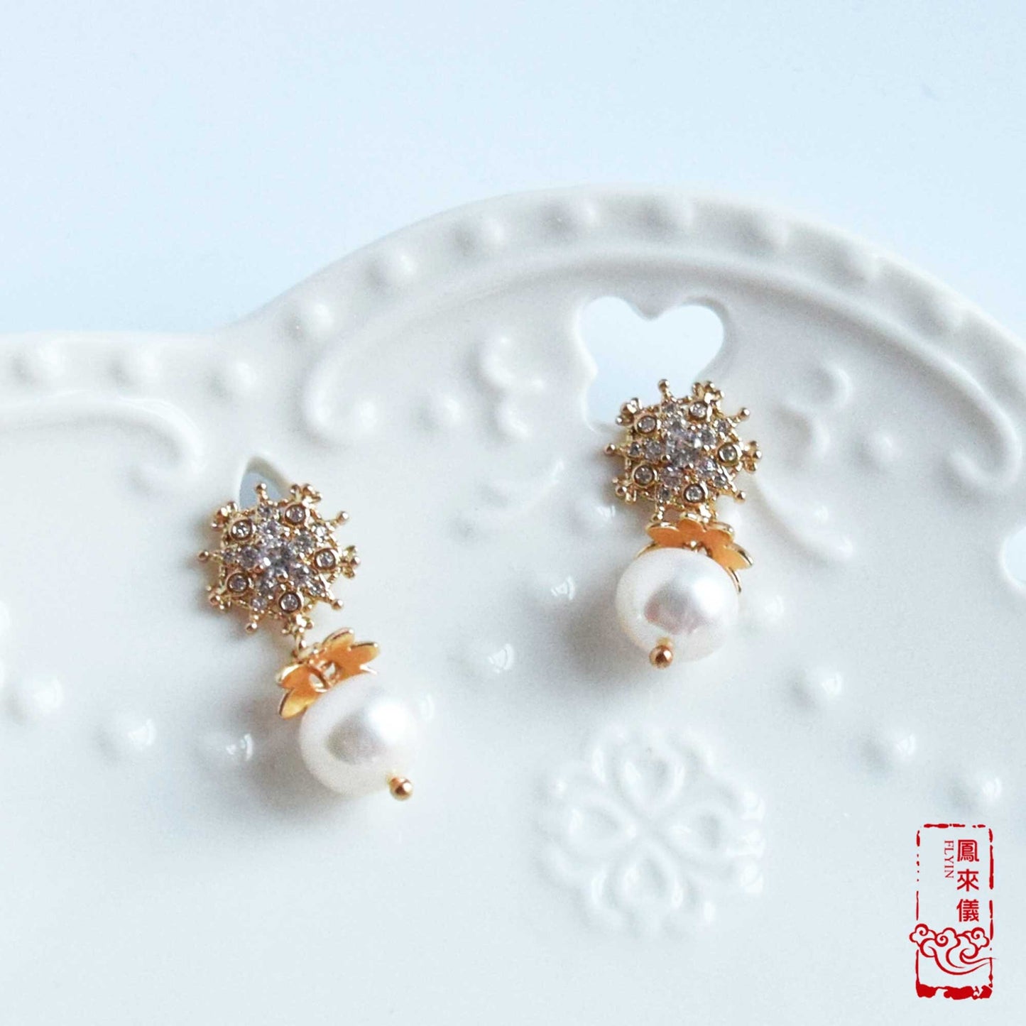 Snowflake Pearl Gold Stud Earrings - Holiday Earrings