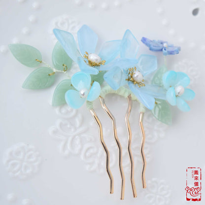 Blue Glassware Flower Hairpin with Purple Resin Butterfly