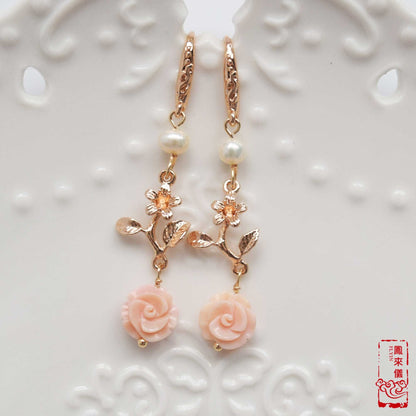 Queen Conch Shell Rose Earrings: Pink Flower Pearl Gold Earrings