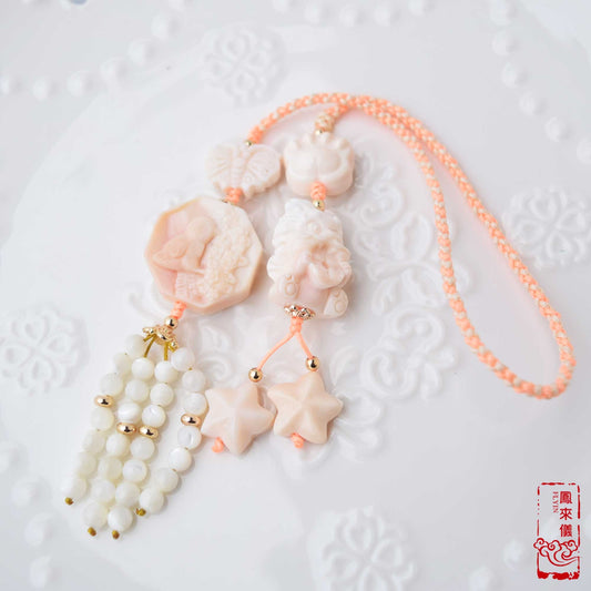 Queen Conch Shell Tassel: Lion, Bird, & Star Car Charm