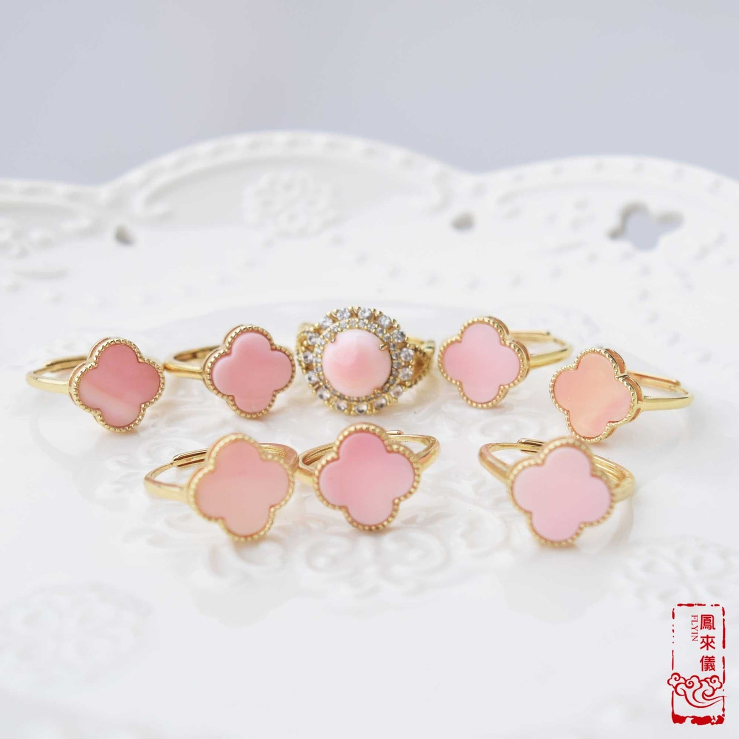 Pink Queen Conch Cabochon Rings - Circle/ 4 Leaf Clover Gold Plated Brass Rings