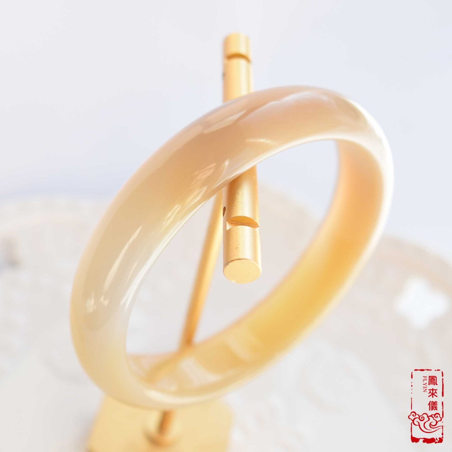 59.6 mm Gray Agate Bangle Bracelet