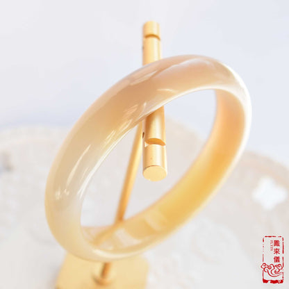 59.6 mm Gray Agate Bangle Bracelet