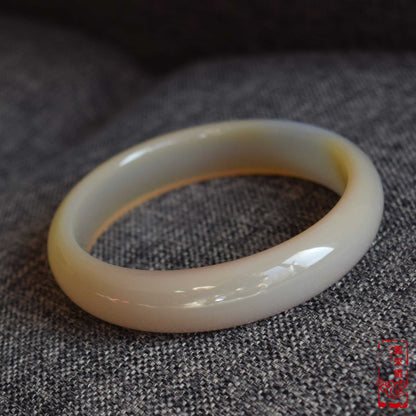 59.6 mm Gray Agate Bangle Bracelet