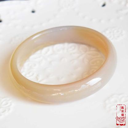 59.6 mm Gray Agate Bangle Bracelet