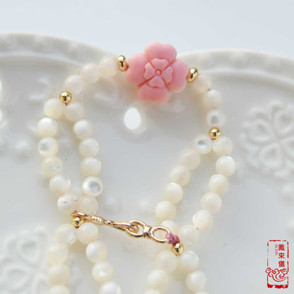 Pink Queen Conch Shell Tassel: Rabbit Castle Car Charm