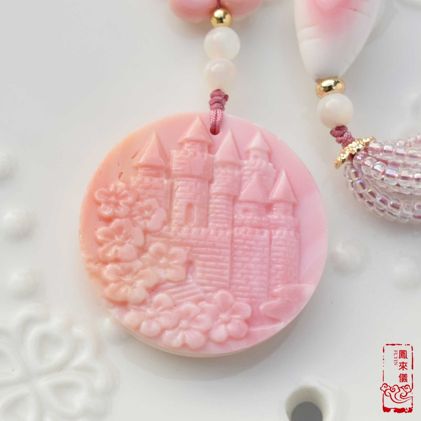 Pink Queen Conch Shell Tassel: Rabbit Castle Car Charm
