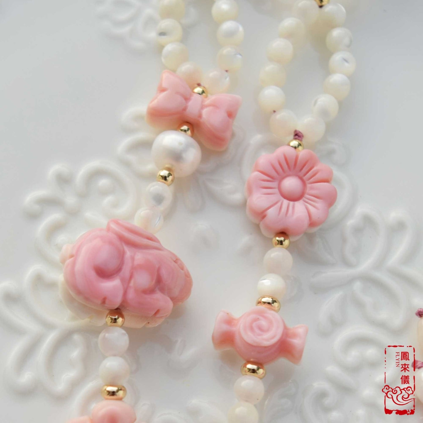 Pink Queen Conch Shell Tassel: Rabbit Castle Car Charm