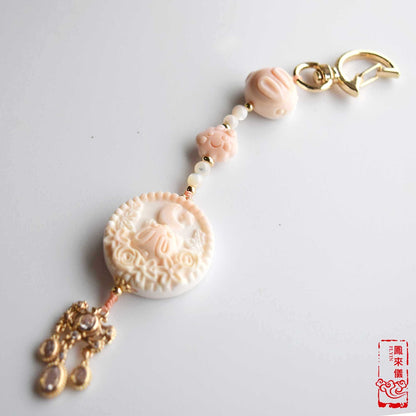 Moon Bunny Flora Bag Charm and Key Chain｜Queen Conch Shell