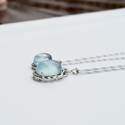 Aquamarine Oval Cabochon Pendant Necklace - Silver Tone