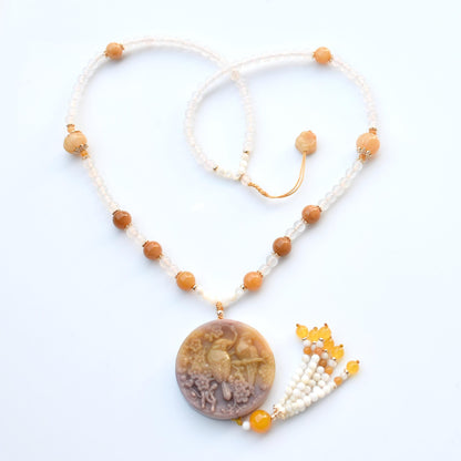 Double Birds Circle Pendant Necklace - Yellow Quartz Jade - White Agate Beaded