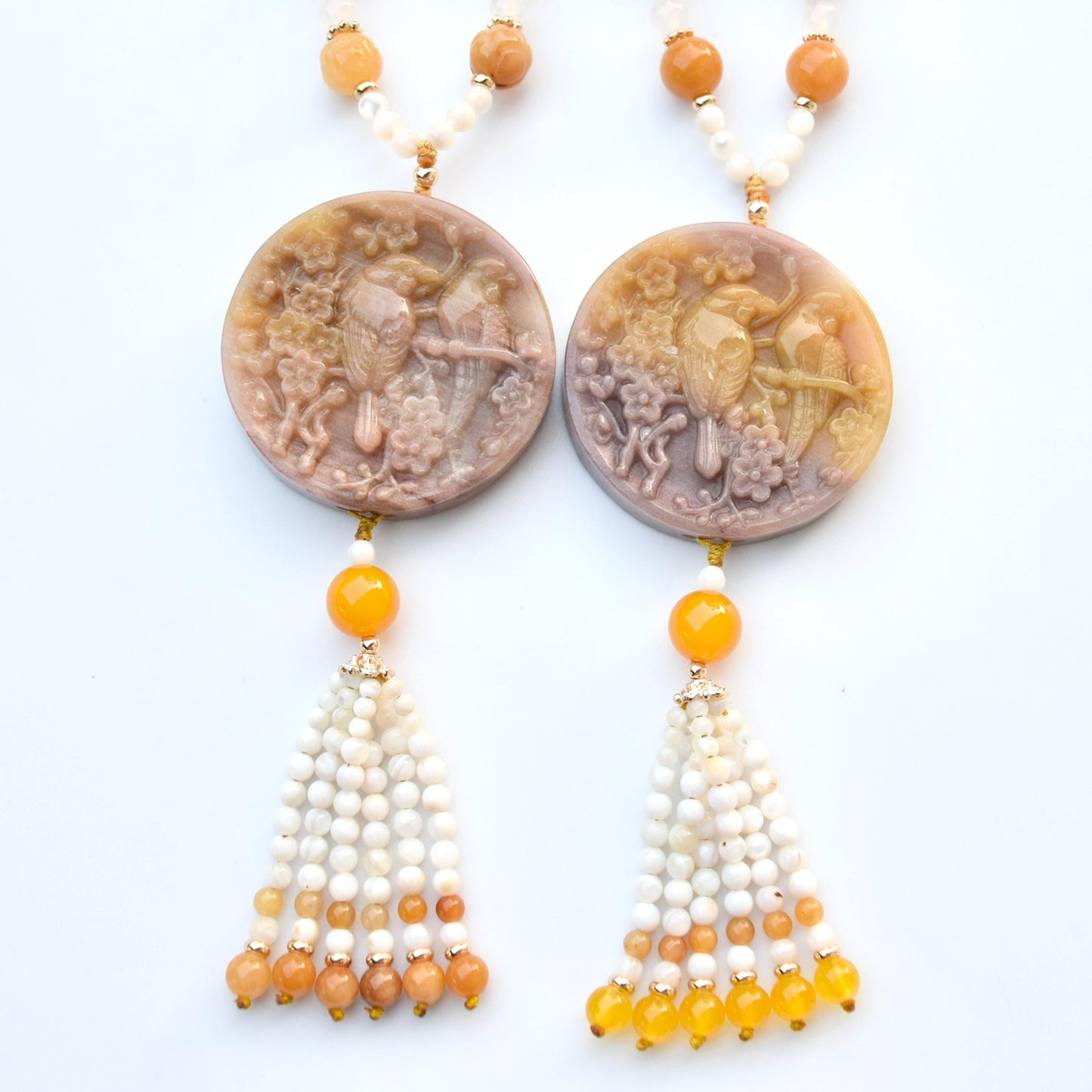 Double Birds Circle Pendant Necklace - Yellow Quartz Jade - White Agate Beaded